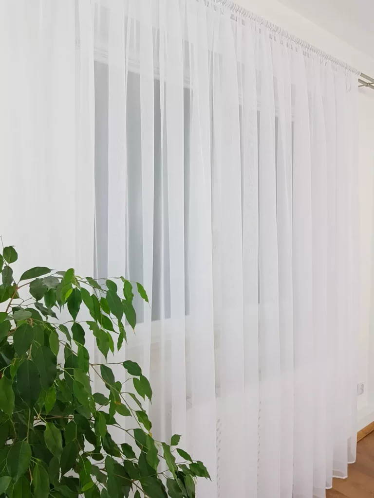 Firana gotowa z woalu 400x250cm