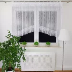 Firana gotowa w łuk z gipiurą 20 cm – biała markizeta 300×120 cm