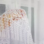 Firana gotowa w łuk z gipiurą 20 cm – biała markizeta 300x120 cm
