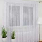 Firana gotowa z siateczki z gipiurą 400x250