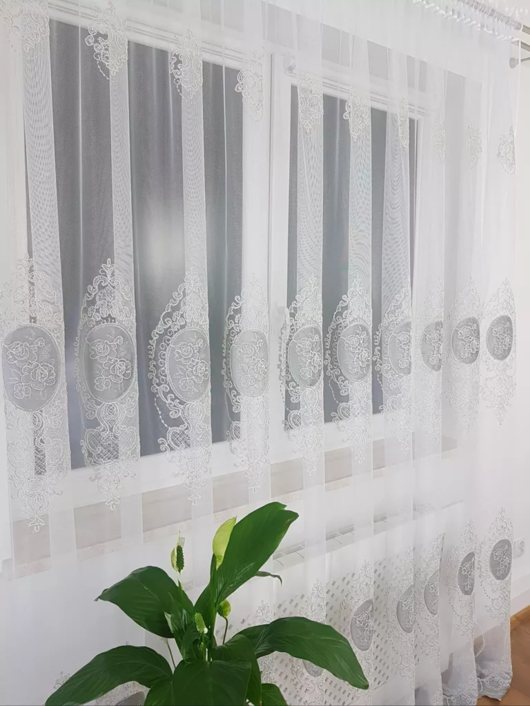firana z haftem i welurem-szary  400x250 cm