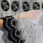 firana z haftem i welurem- czarny  400x250 cm