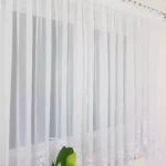 Firana z gipiurą 30cm uszyta w "M"  400x180cm