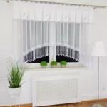 Firana dekoracyjna w łuk z kokardkami ,szeroką gipiurą i cyrkoniami – 400x160 cm