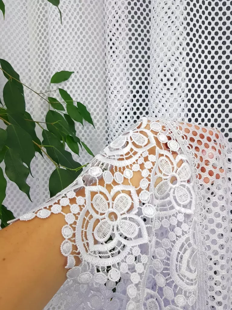Zestaw do okna balkonowego , firany z gipiurą uszyte z siateczki