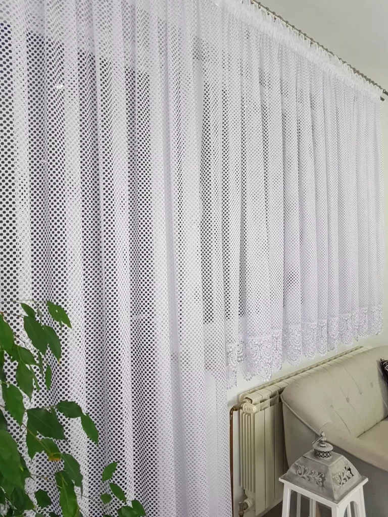 Zestaw do okna balkonowego , firany z gipiurą uszyte z siateczki na prosto