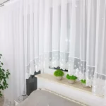 Komplet balkonowy, firany z woalu zdobione haftem 250cm