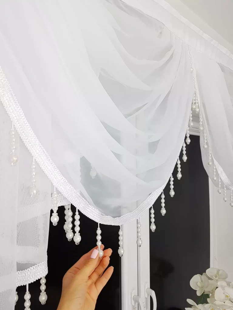 Firana gotowa z koralikami 200cm
