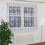 Piękna firana z markizety zdobiona podwójną gipiurą 400x160cm