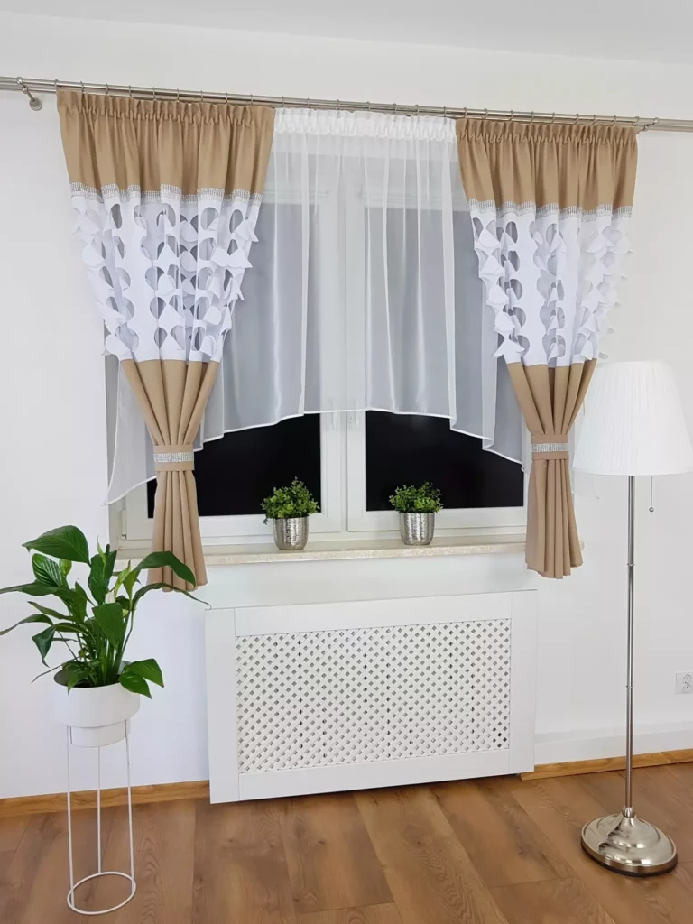 Firanka gotowa, zestaw z zasłonami beżowy