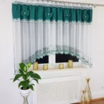 Firana gotowa 400x160 cm z zielonymi kokardkami i haftem