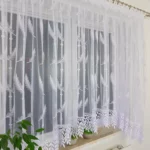 Firana gotowa z markizety w piórka oraz gipiurą