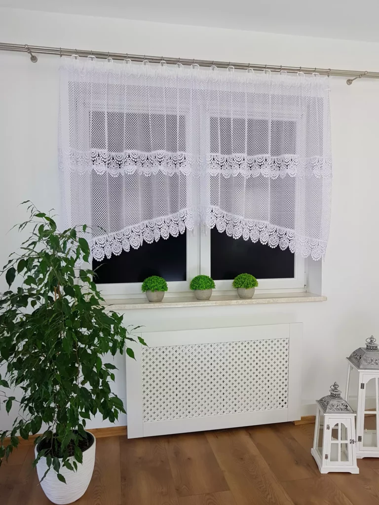 Firana gotowa z siateczki 300x120cm