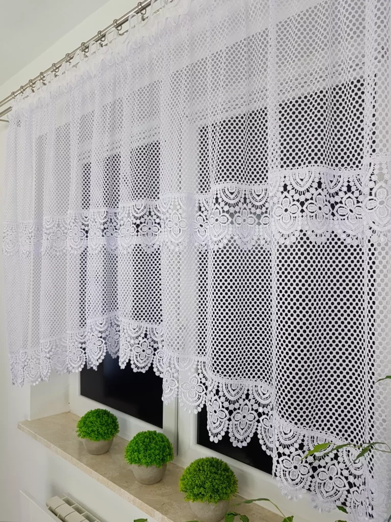 Firana gotowa z siateczki 300x120cm
